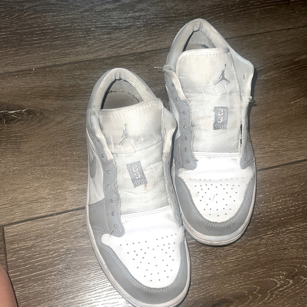 Men’s 7.5 Nike